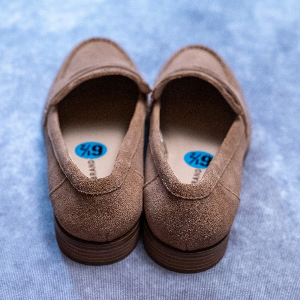 Lucky Brand Penny Loafer Flats Tan Suede Scalloped Detail 6.5 - Picture 5 of 5